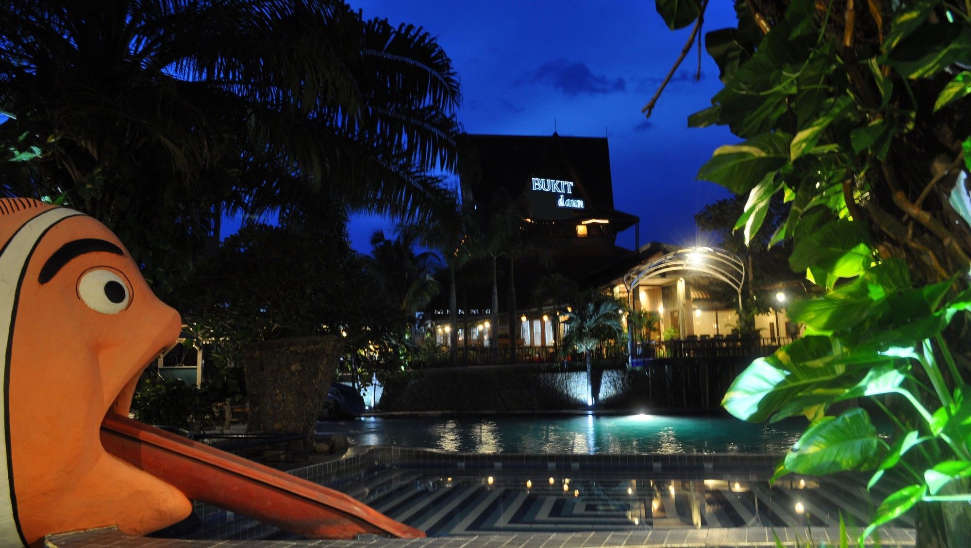 Bukit Daun Hotel And Resort Kediri  Exterior photo